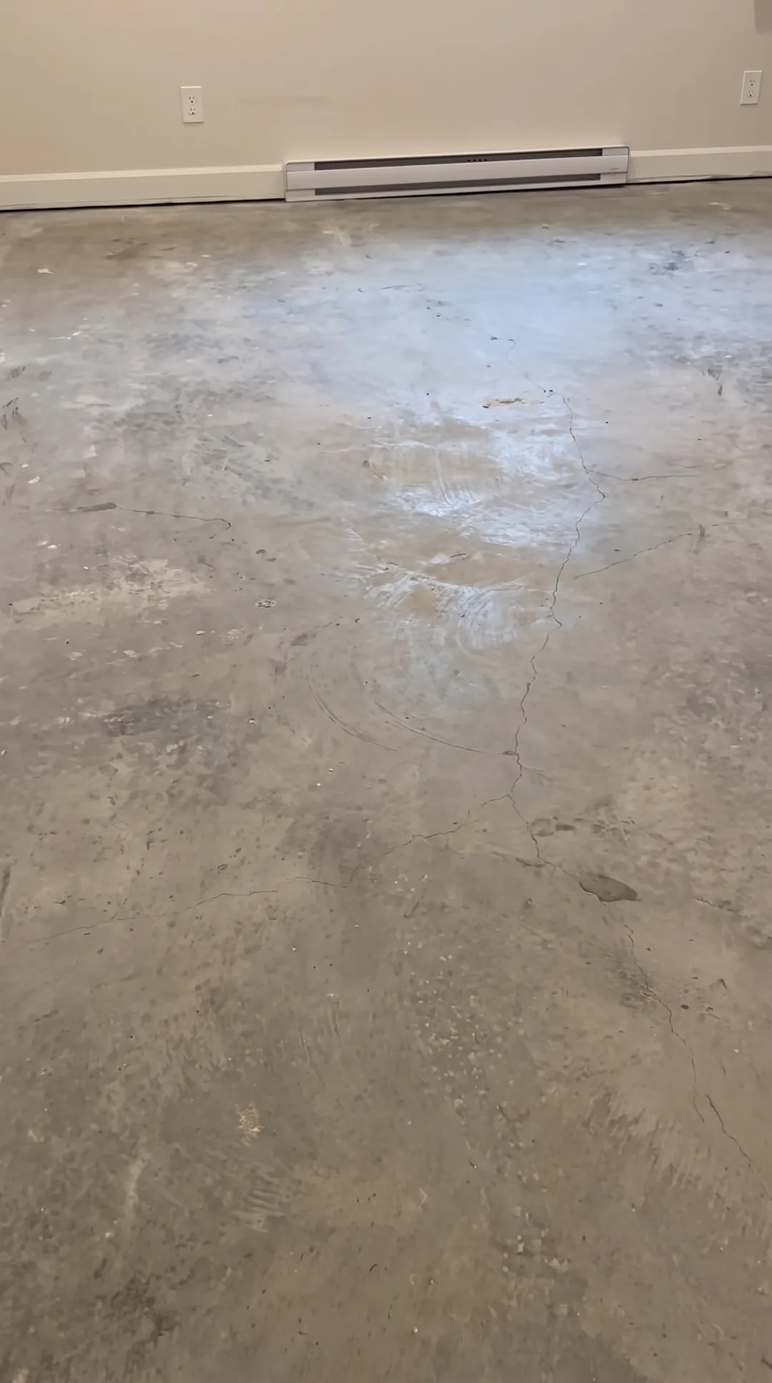 Dalle de sous-sol avant les travaux